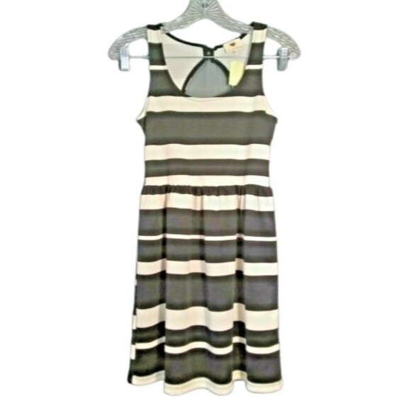 One Clothing Sheath Dress Black White Striped Sleeveless Open Back Womens Small - Picture 1 of 7